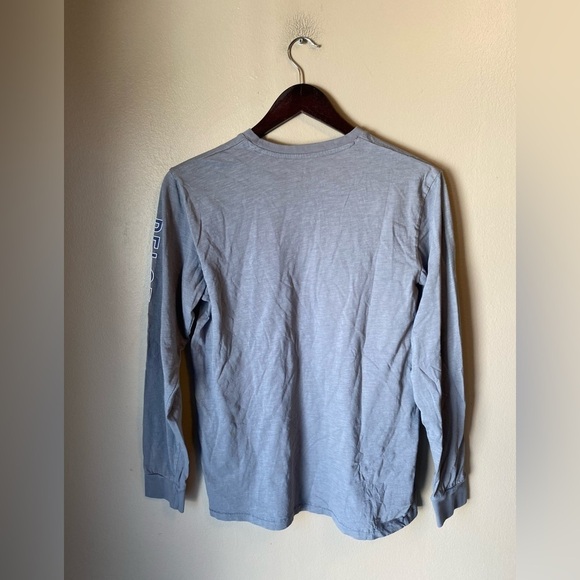 Peloton Long Sleeve Graphic Logo Tee Shirt - Picture 5 of 6